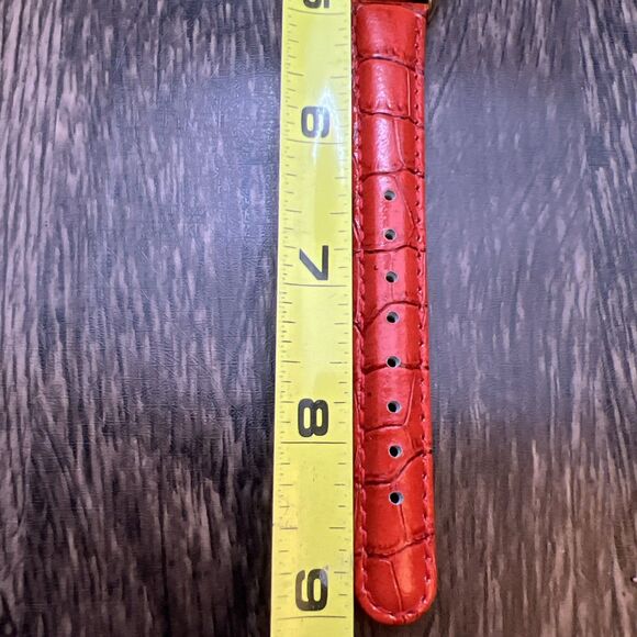 I Love Lucy Lucille Ball Watch Women 31mm Gold Tone Red Leather Band New Battery - Picture 11 of 11